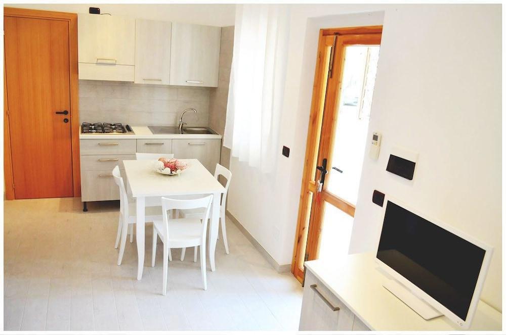 Residence Rendez Vous Vieste Bagian luar foto