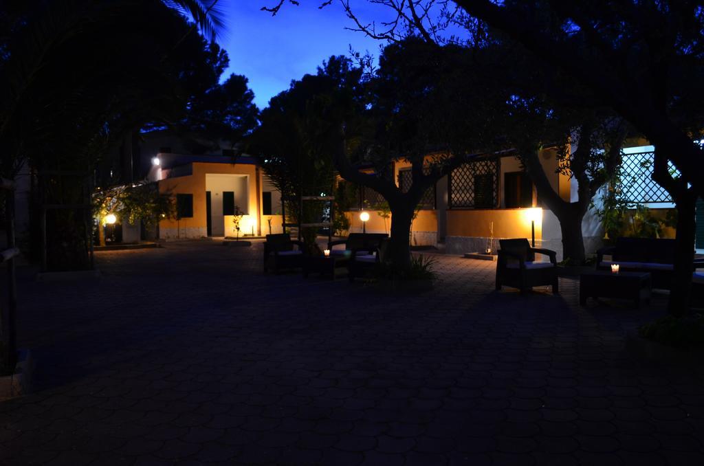 Residence Rendez Vous Vieste Bagian luar foto