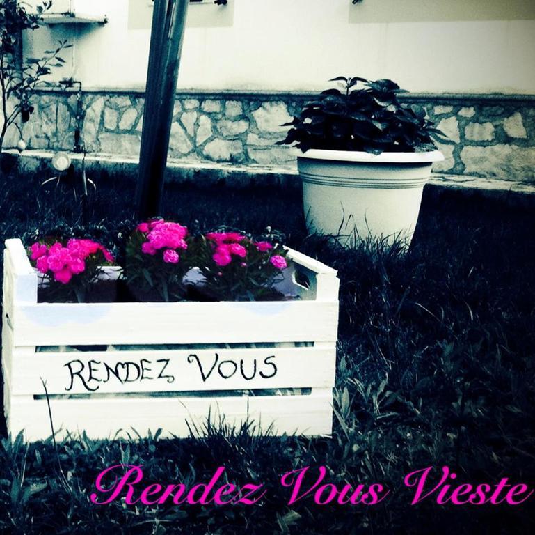 Residence Rendez Vous Vieste Bagian luar foto