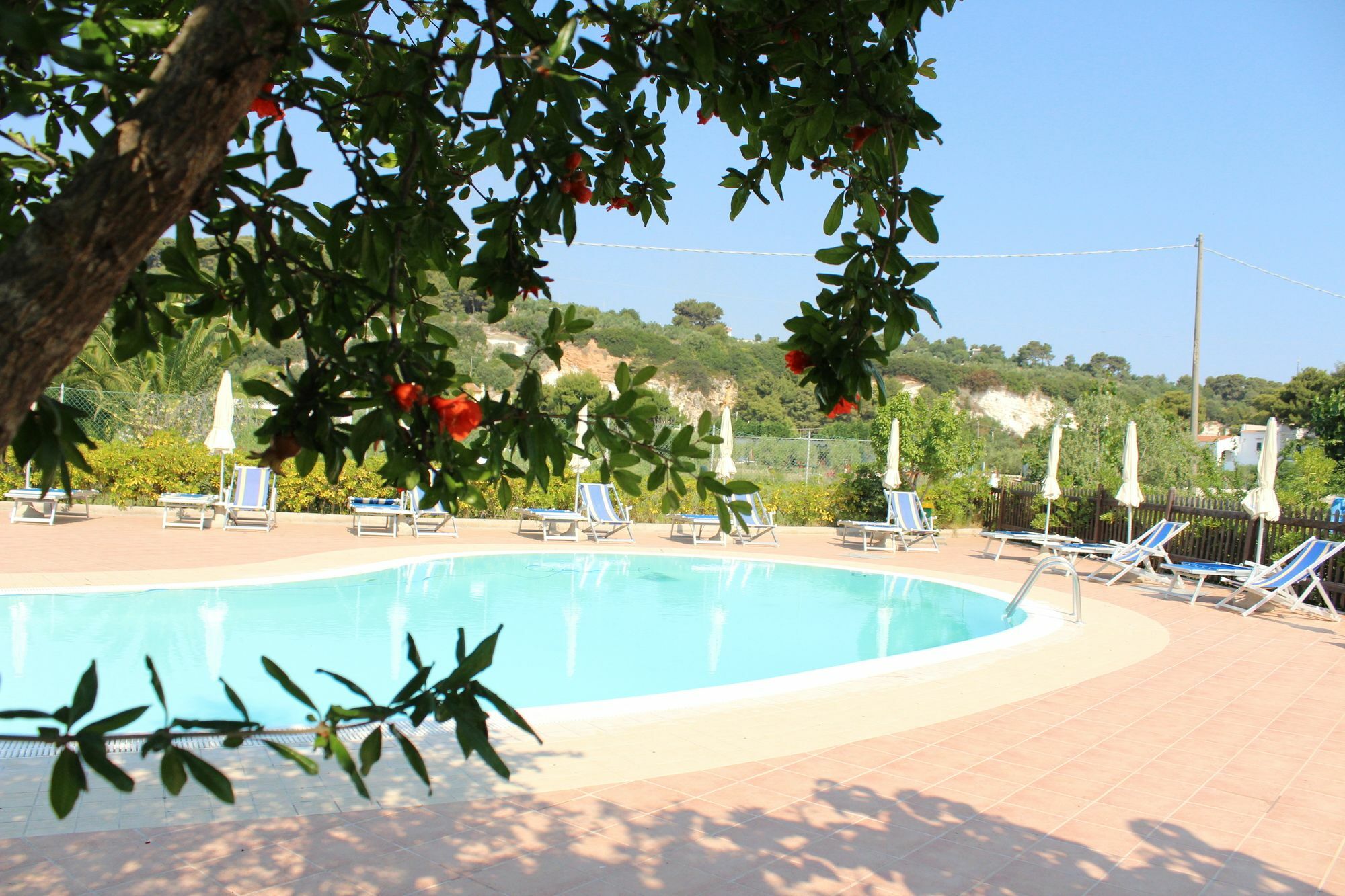 Residence Rendez Vous Vieste Bagian luar foto